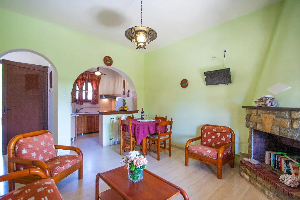 APARTMENT TWO BEDROOMS Room, Koukias Village, Skiathos