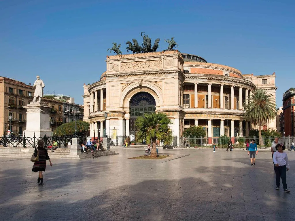 Sports and Entertainment, Mercure Palermo Centro, Palermo