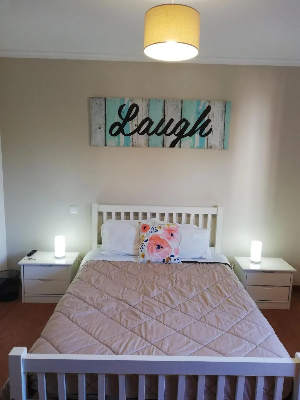Room, Fx Pena, Madeira