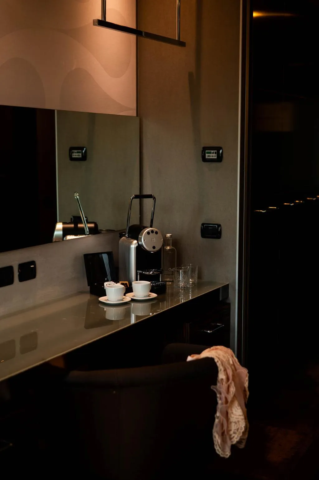 DOUBLE EXECUTIVE QUEEN BED Room, Axolute Comfort Hotel - Cantu, Milan