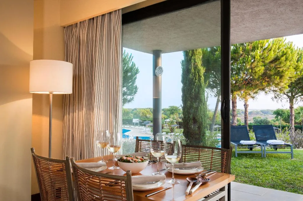 APARTMENT CAPACITY 3 TWO BEDROOMS Room, Resort El Rompido The club, Costa De La Luz