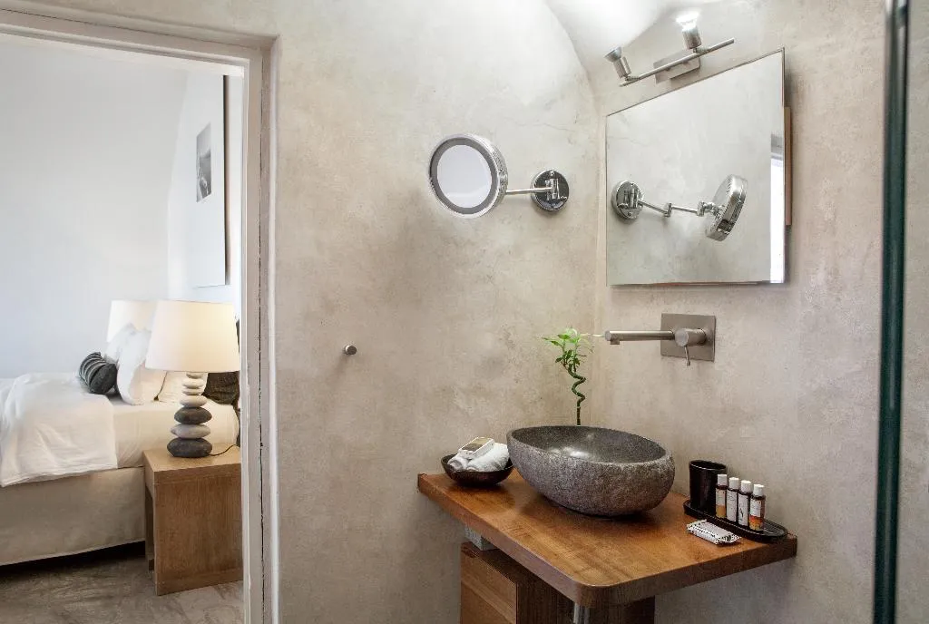 Double or Twin SUPERIOR Room, Honeymoon Petra Villas, Santorini