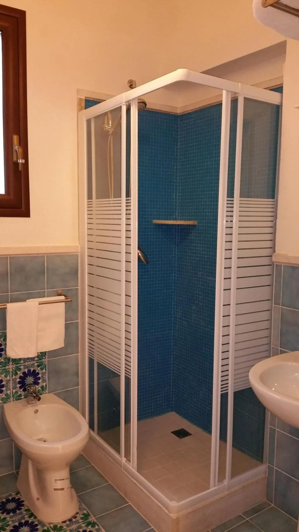 Room, Cortile Sant'Agostino, Palermo