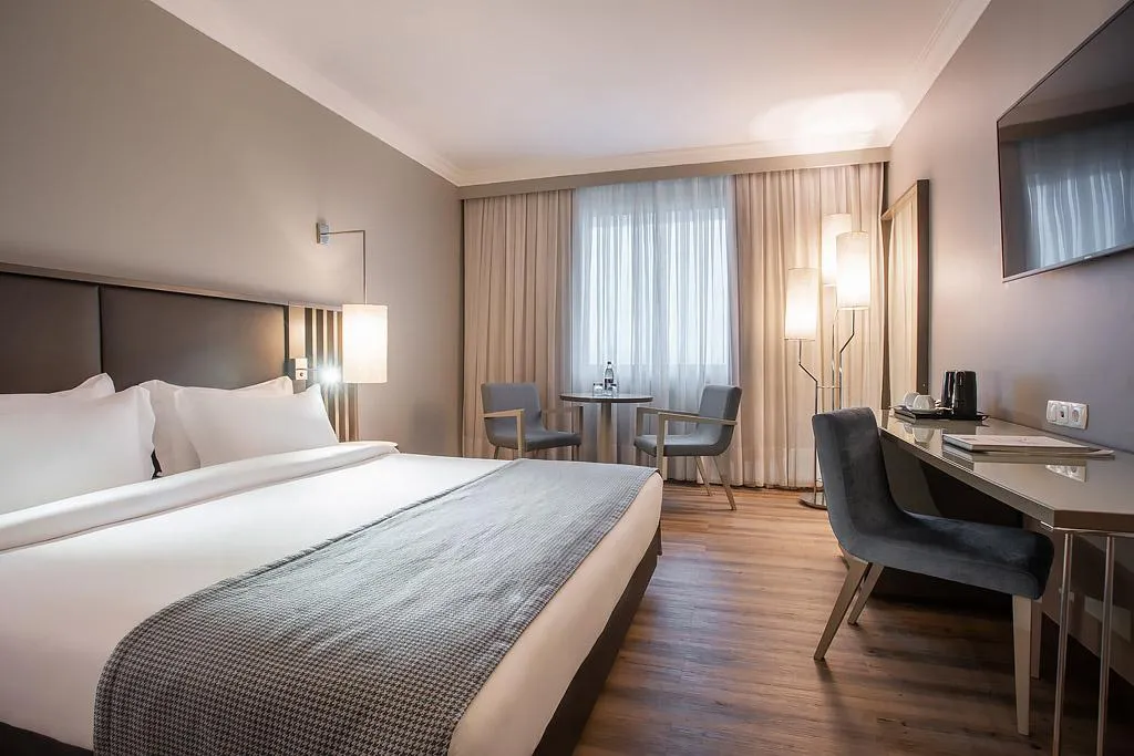 DOUBLE COMFORT Room, HF Ipanema Park, Porto