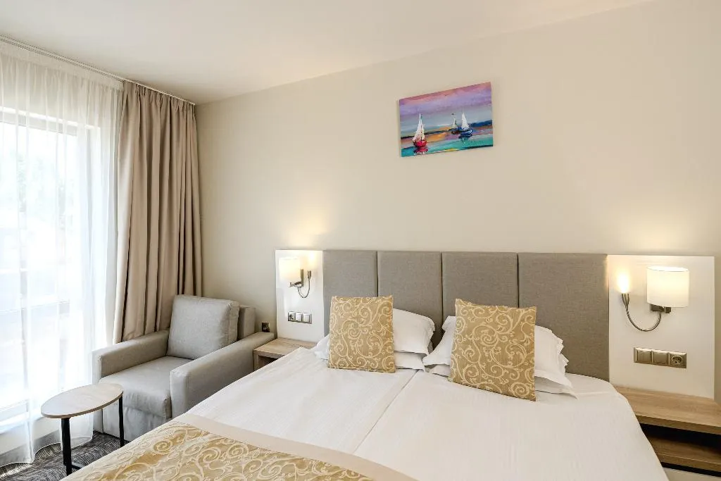 APARTMENT ONE BEDROOM TWO BATHROOMS Room, Laguna Park Sunrise, Bourgas