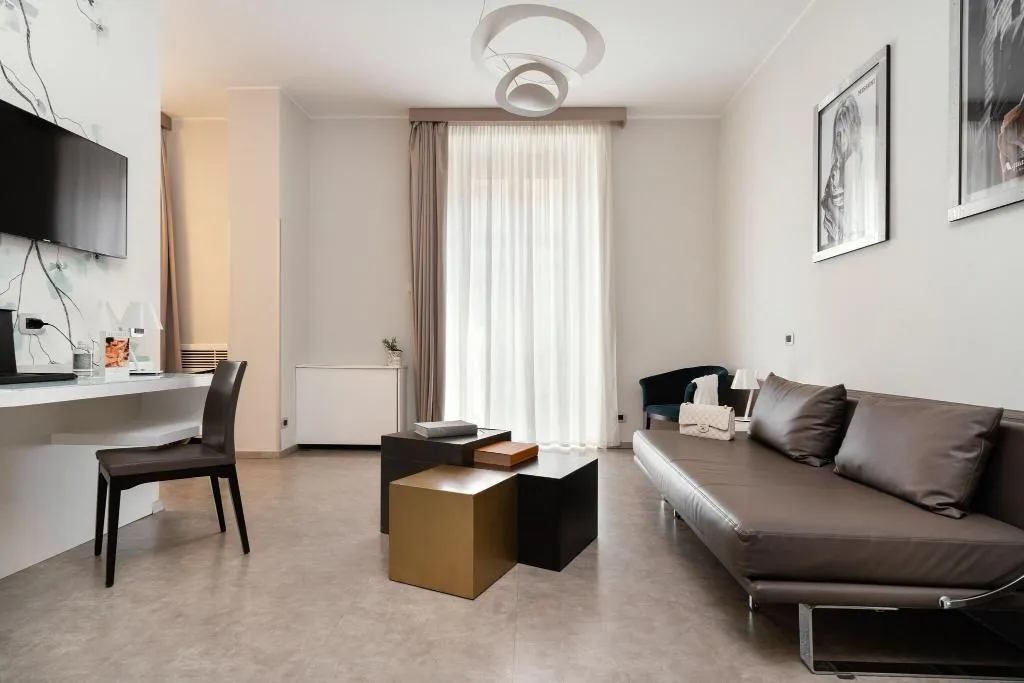 SUITE CLASSIC DOUBLE BED Room, Montenapoleone Suites, Milan