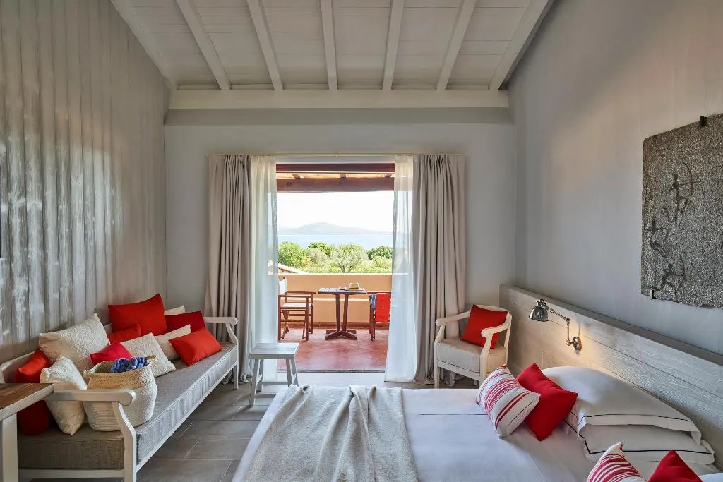 DOUBLE DELUXE SEA VIEW Room, Due Lune Resort Golf & Spa, Olbia