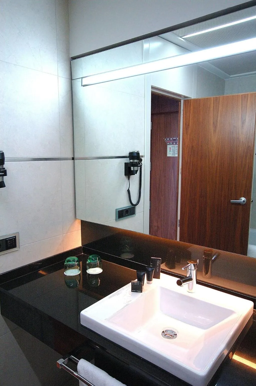 DOUBLE SINGLE USE STANDARD Room, Primus Valencia, Valencia