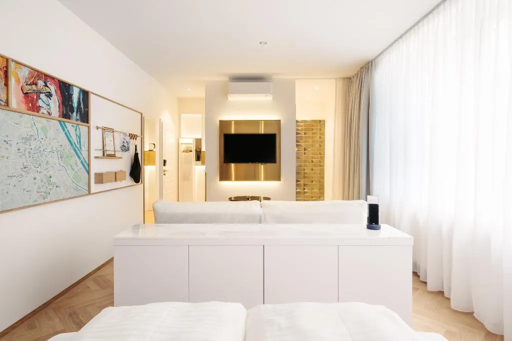 DOUBLE STANDARD Room, Hotel Schani Salon, Vienna