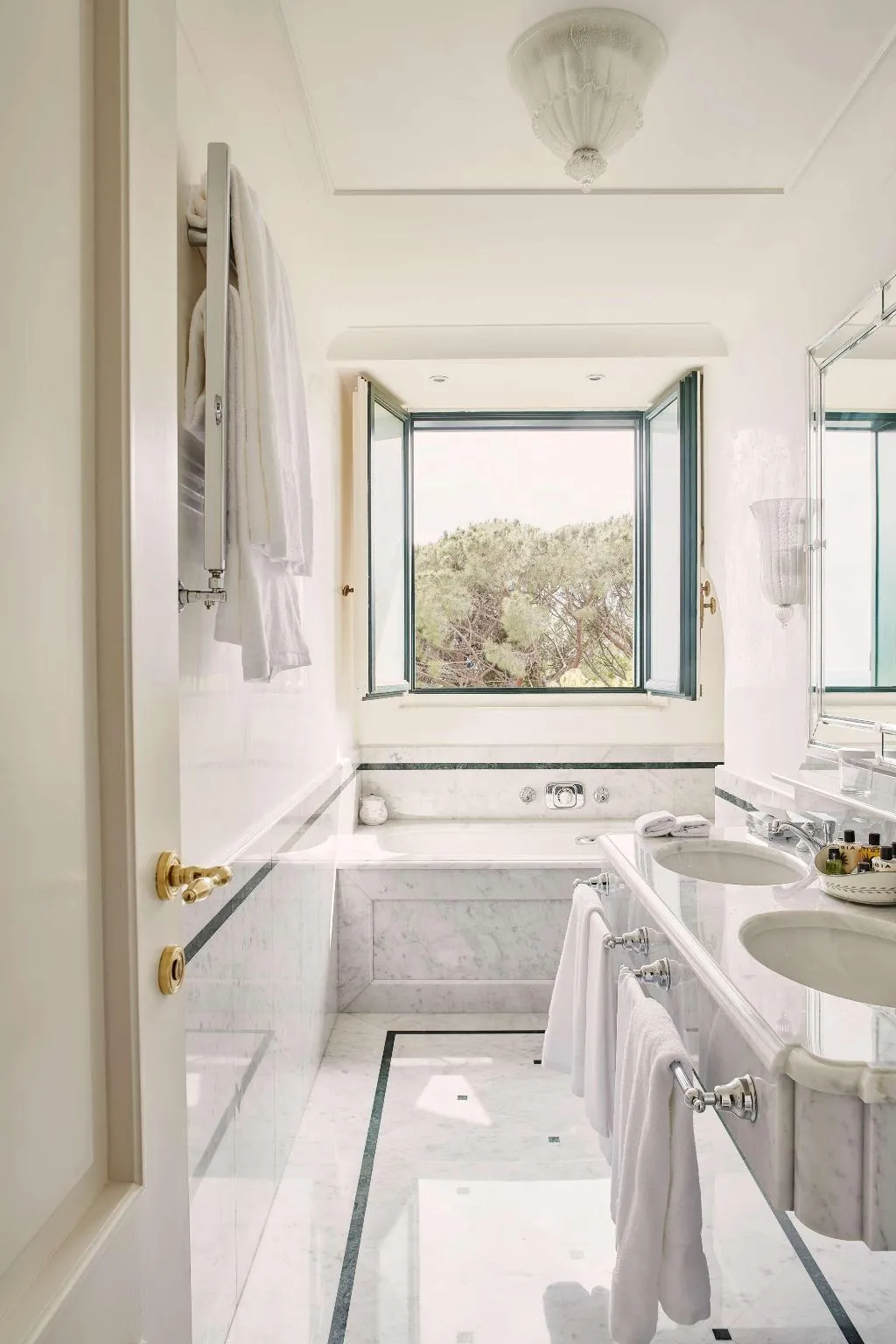 SUITE DELUXE Room, Grand Hotel Timeo, A Belmond Hotel, Taormina, Taormina