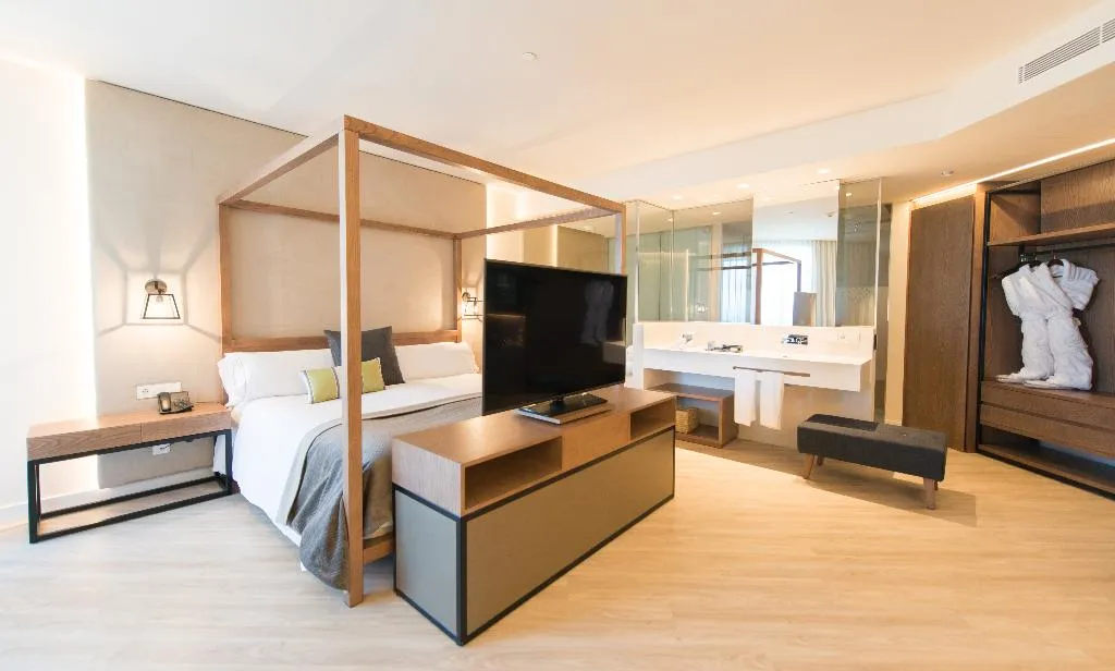 JUNIOR SUITE STANDARD Room, Iberostar Selection Llaut Palma -Adults Only, Majorca