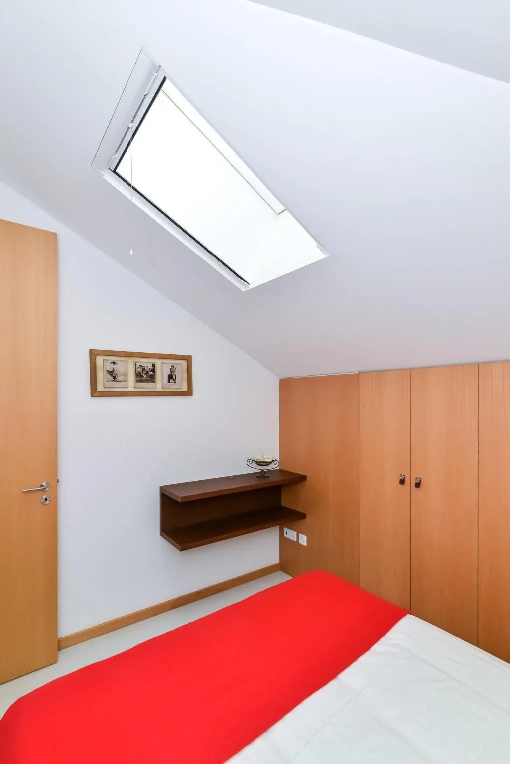 Room, Reis De Gaia, Porto