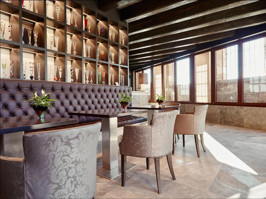 Bar, Hyatt Centric Murano Venice, Venice