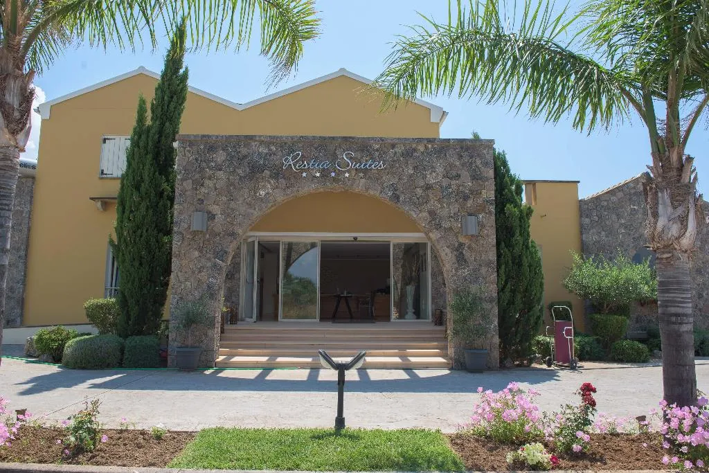 Lobby, Restia, Corfu