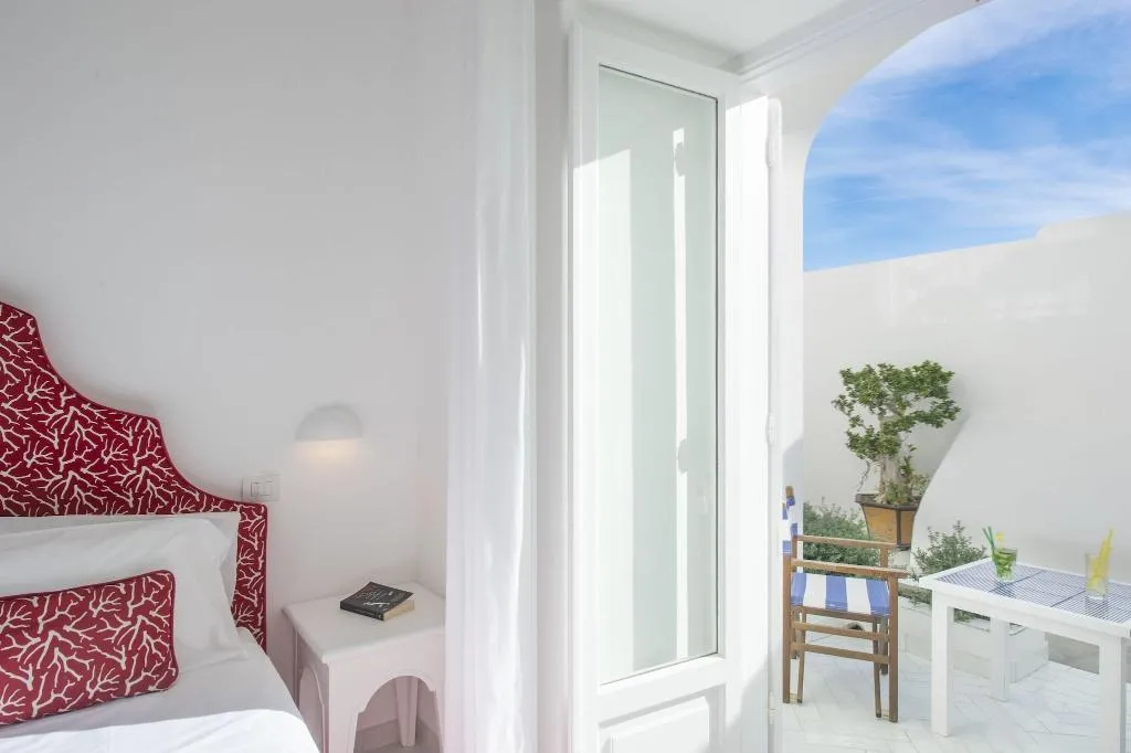 DOUBLE STANDARD Room, Tramonto D'oro, Naples