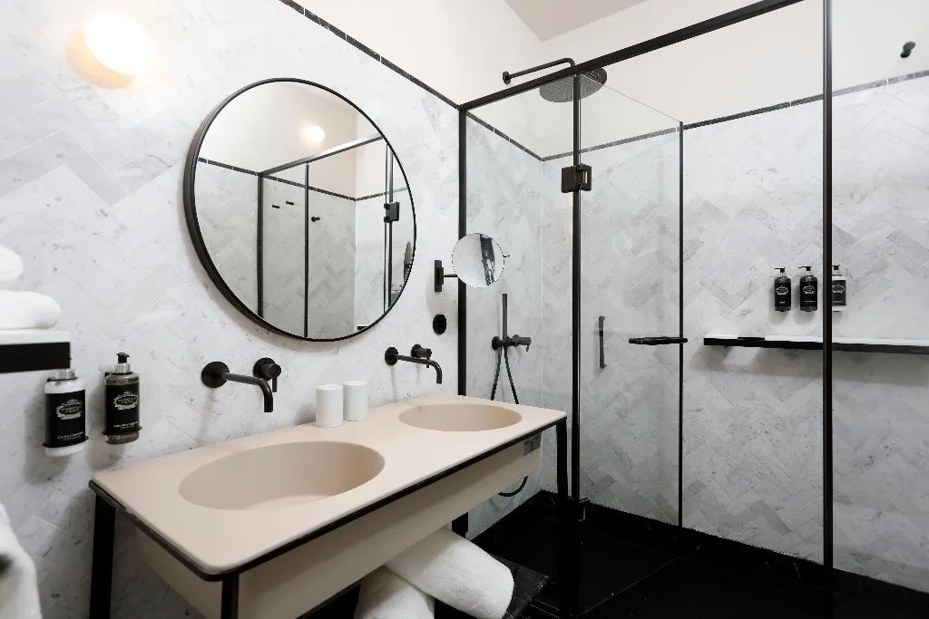SINGLE STANDARD Room, Montebelo Vista Alegre Lisboa Chiado Hotel, Lisbon