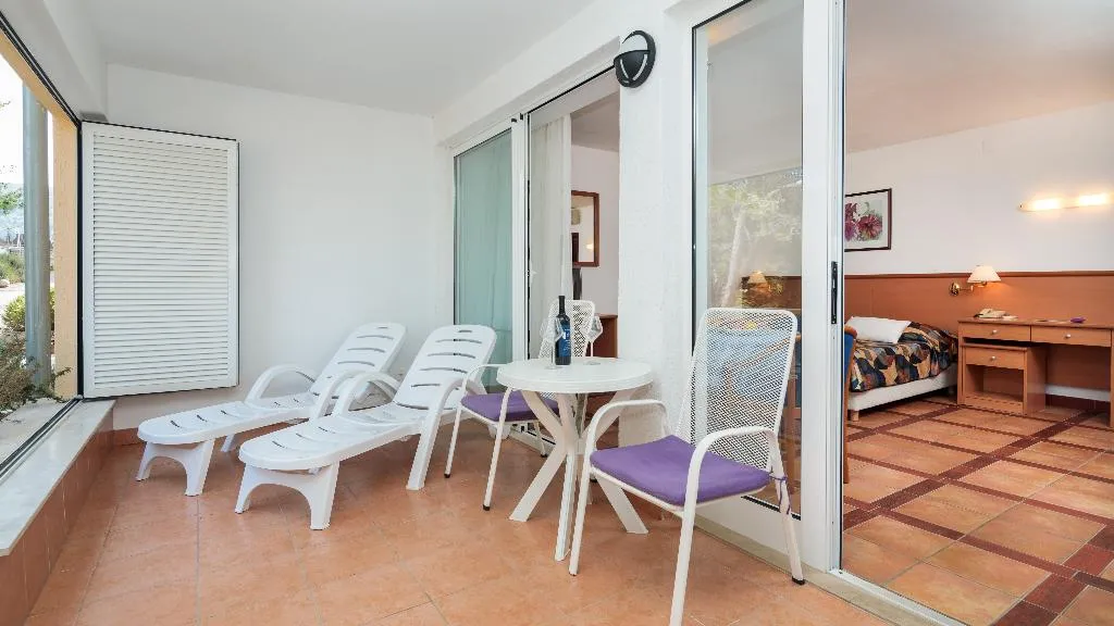 APARTMENT DELUXE Room, Fontana Bayside Park, Split