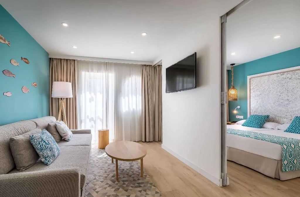FAMILY ROOM DELUXE Room, Occidental Torremolinos Playa, Costa Del Sol