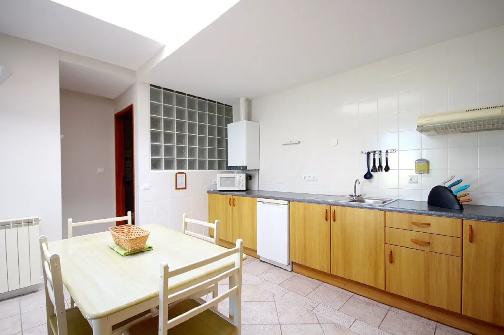 APARTMENT CAPACITY 4 ONE BEDROOM Room, Quinta Da Vigia, Lisbon
