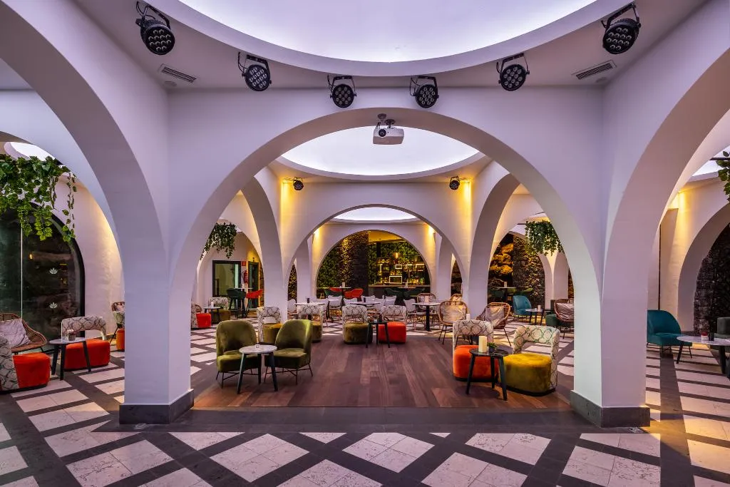 Sports and Entertainment, Hotel LIVVO Volcan Lanzarote, Lanzarote