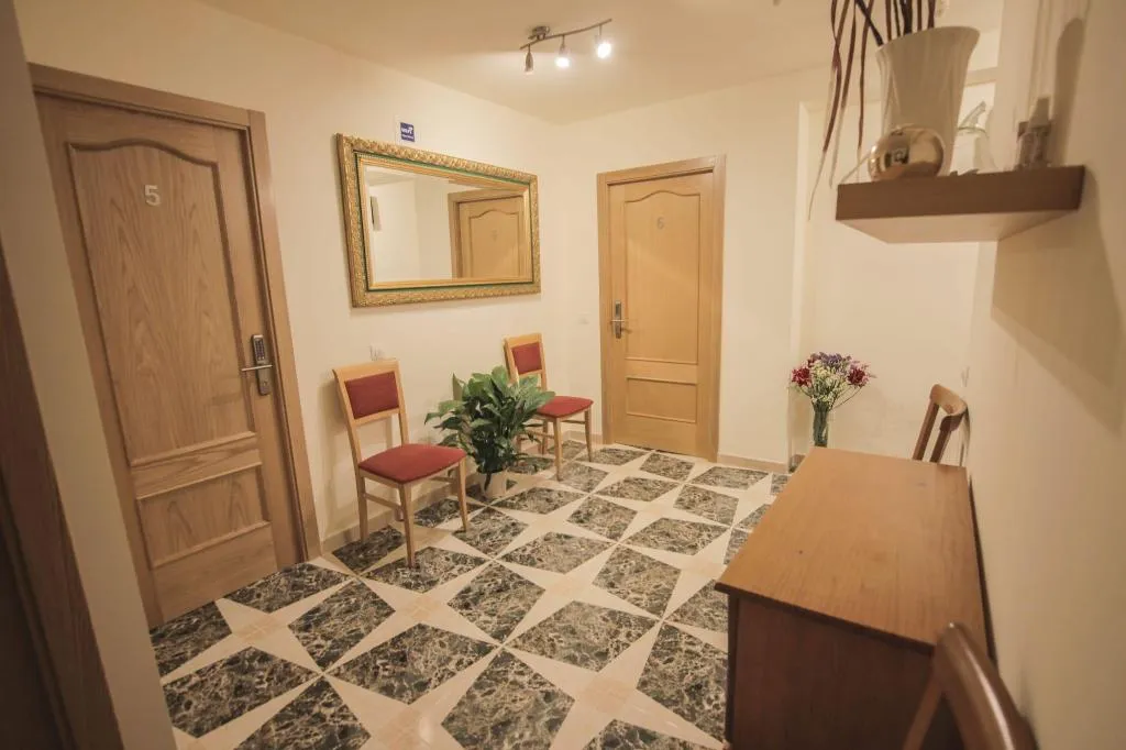 Lobby, El Tossal, Valencia