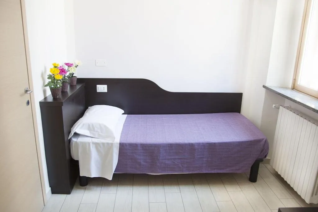 Room, Poma, Milan