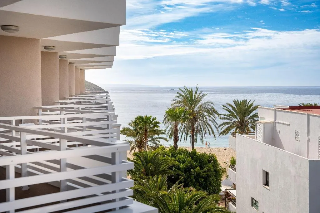 JUNIOR SUITE SEA VIEW Room, Innside Wave Calvia, Majorca