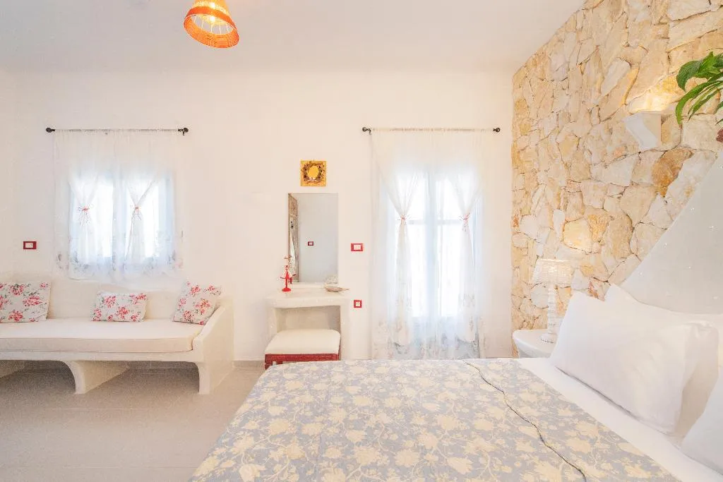 Room, Starlight Luxury Seaside Villa & Suites, Santorini