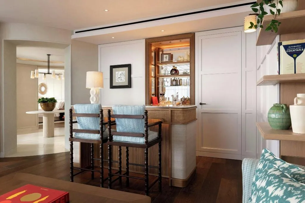 SUITE SEA FRONT Room, The St. Regis Mardavall Resort, Majorca