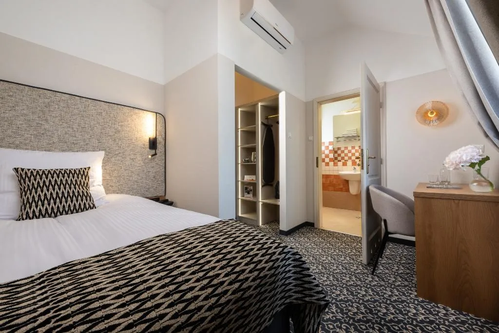 SINGLE STANDARD Room, Palladian Hotel, Krakow