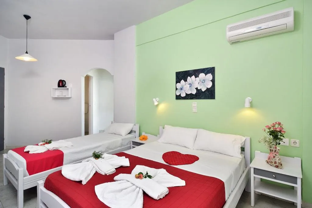 Room, Nereides, Crete
