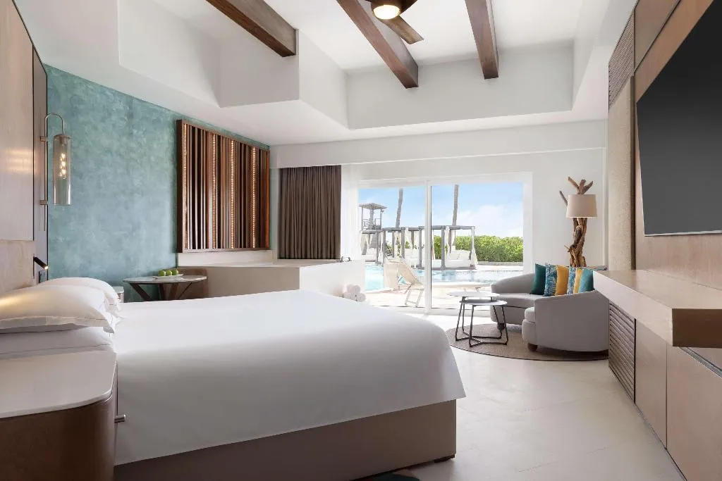 JUNIOR SUITE KING SIZE BED Room, Hyatt Vivid Playa Del Carmen - Adults Only, Playa Del Carmen