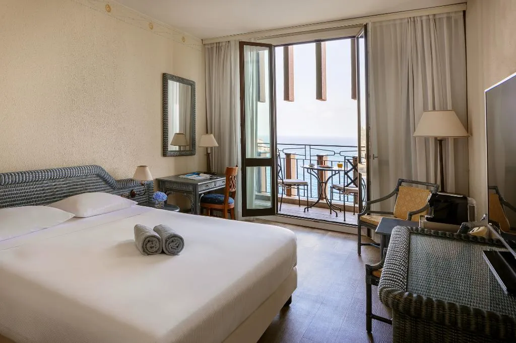 DOUBLE SINGLE USE DELUXE SEA VIEW Room, UNA HOTELS Capotaormina, Taormina