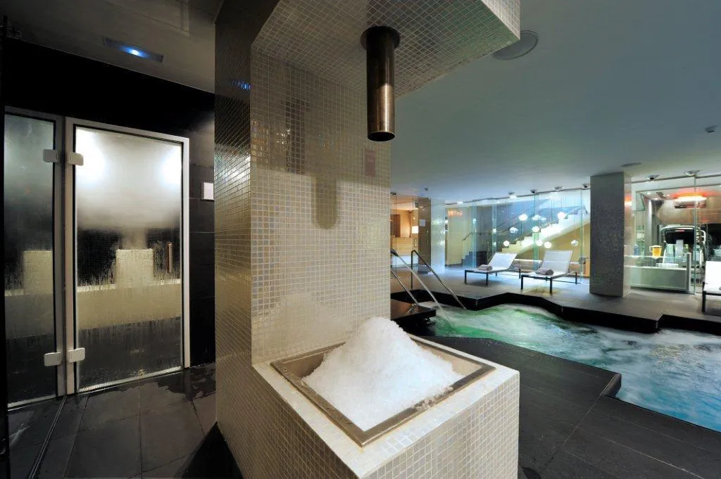 Sports and Entertainment, Grums Hotel & Spa, Barcelona