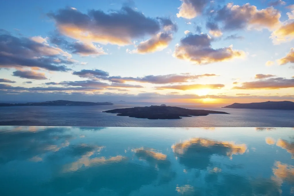 Pool, Cosmopolitan Suites, Santorini