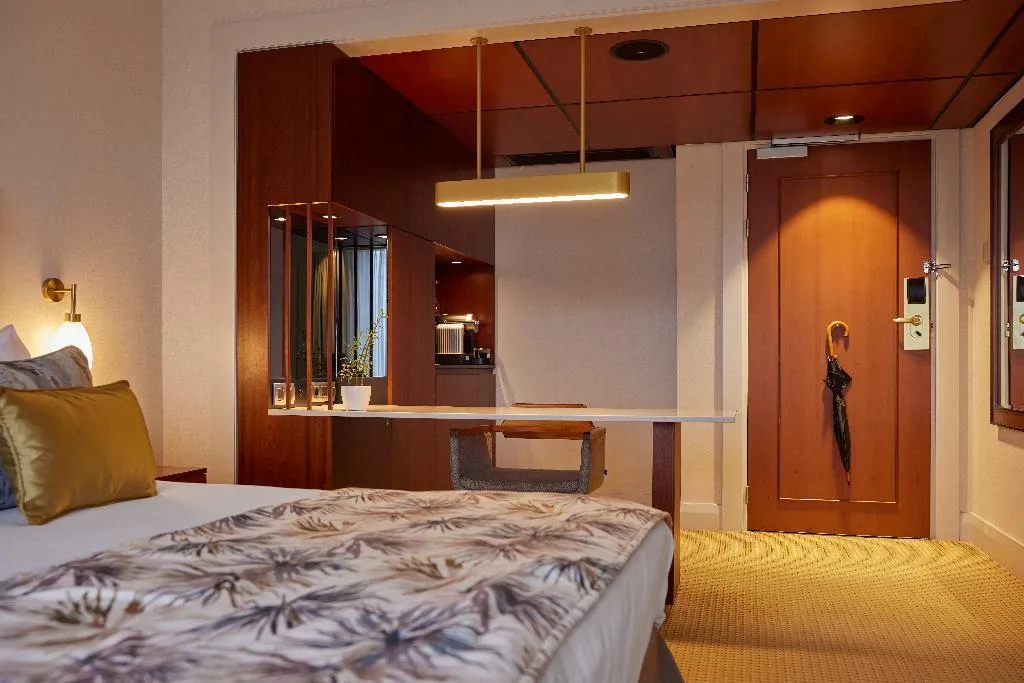 DOUBLE EXECUTIVE KING BED Room, Hotel Okura Amsterdam, Amsterdam