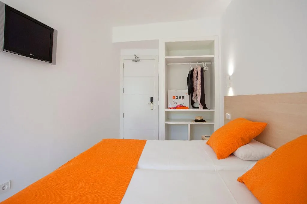Room, Peru Playa, Majorca