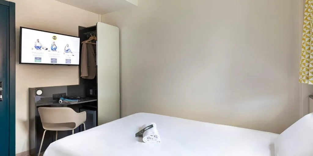 DOUBLE SINGLE USE STANDARD Room, B&B Hotel Como City Center, Milan