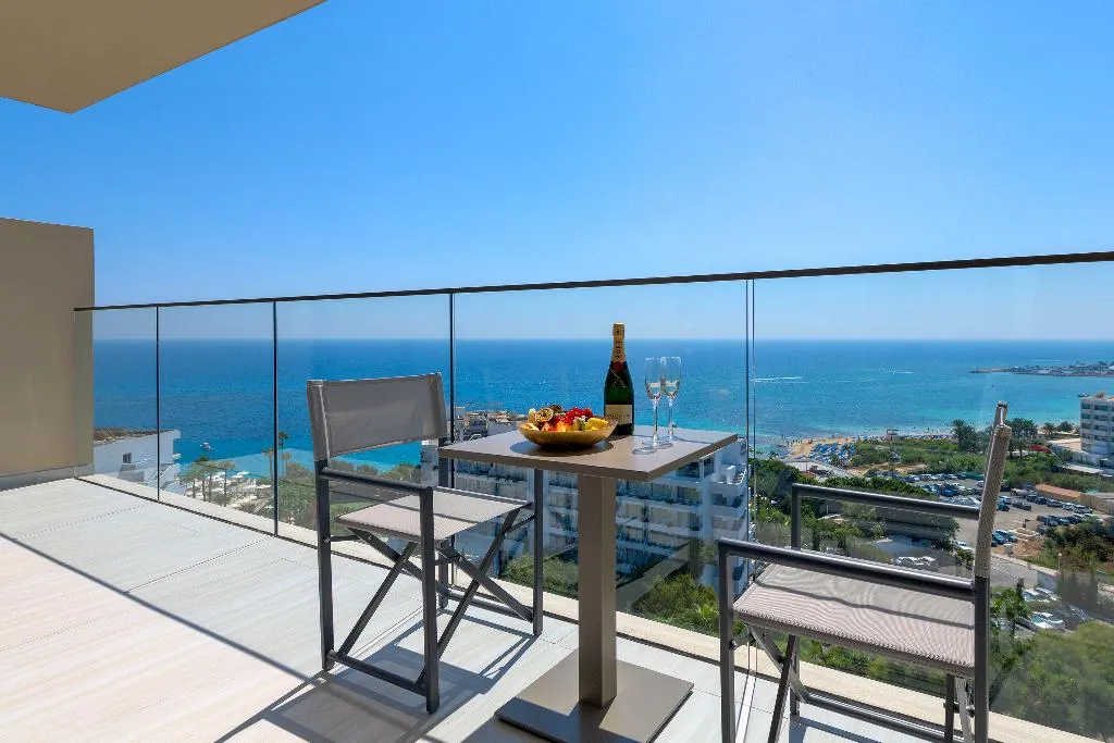 SUITE DELUXE Room, Amarande Hotel, Cyprus