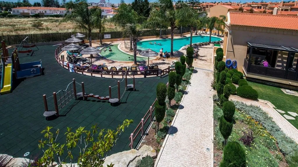 Sports and Entertainment, Baia da Luz, Algarve
