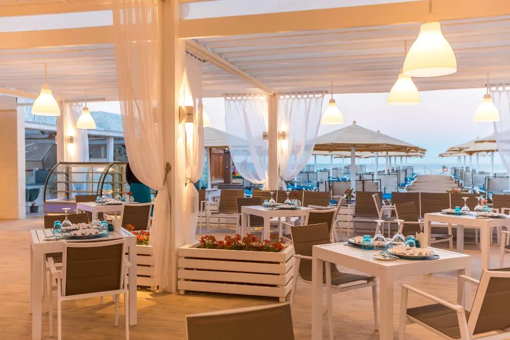 Restaurant, SUNRISE Holidays Resort (Adults Only), Red Sea Riviera