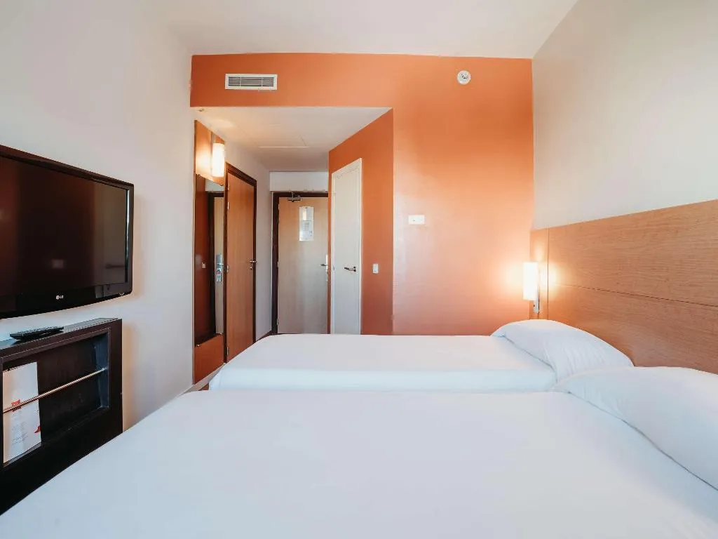 TWIN STANDARD Room, Ibis Marrakech Centre Gare, Marrakech