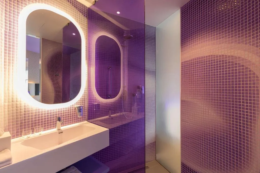DOUBLE SUPERIOR KING BED Room, Park Inn By Radisson Amsterdam City West, Amsterdam