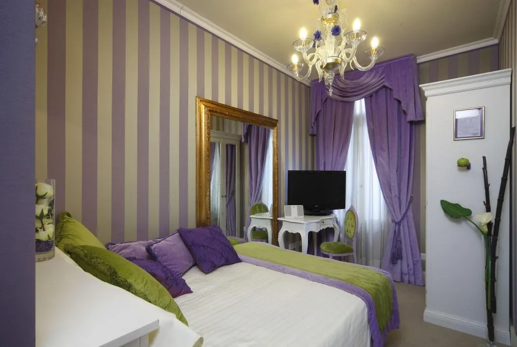 SINGLE CITY VIEW Room, AD Place Venice, Venice