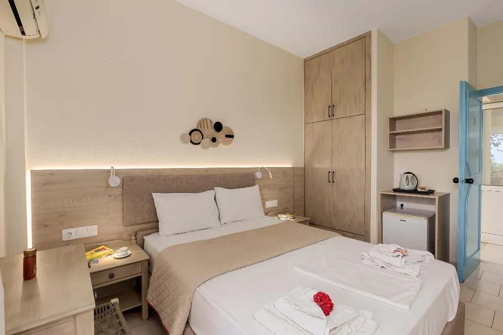 Double or Twin SEA VIEW Room, Sunrise Hotel & Apartments, Crete