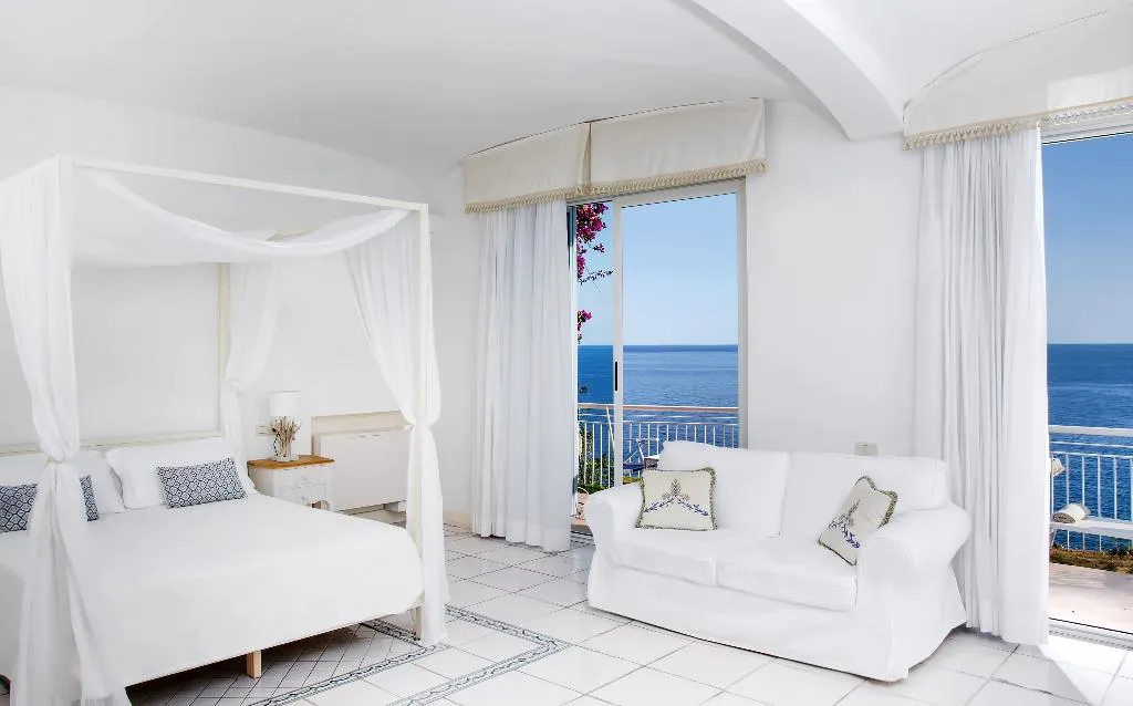 SUITE HONEYMOON Room, Hotel Club Due Torri, Naples