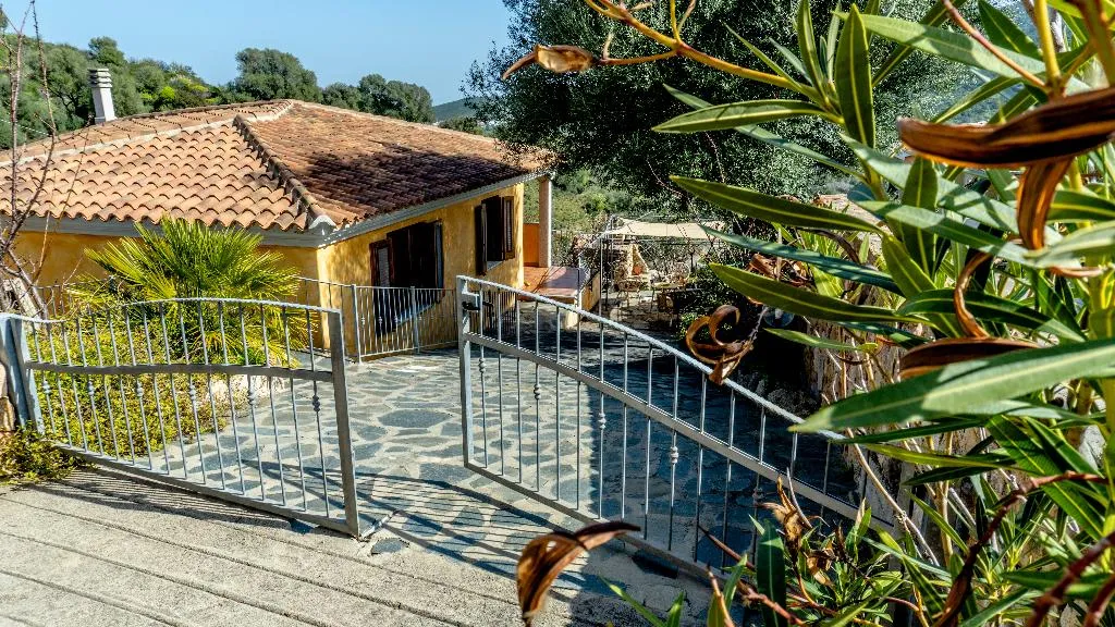 VILLA GARDEN VIEW Room, PMS CaseVacanze Budoni, Olbia