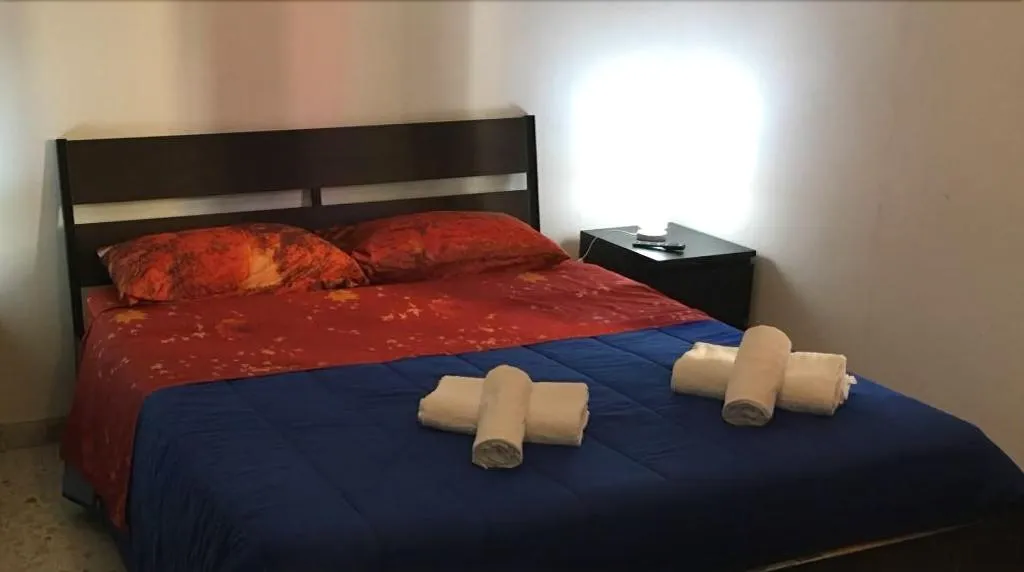 Room, Bed And Breakfast Alexander, Naples
