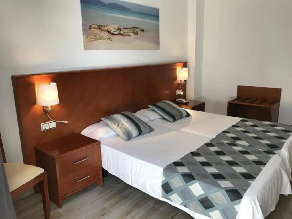Double or Twin STANDARD Room, R2 Veronica, Majorca