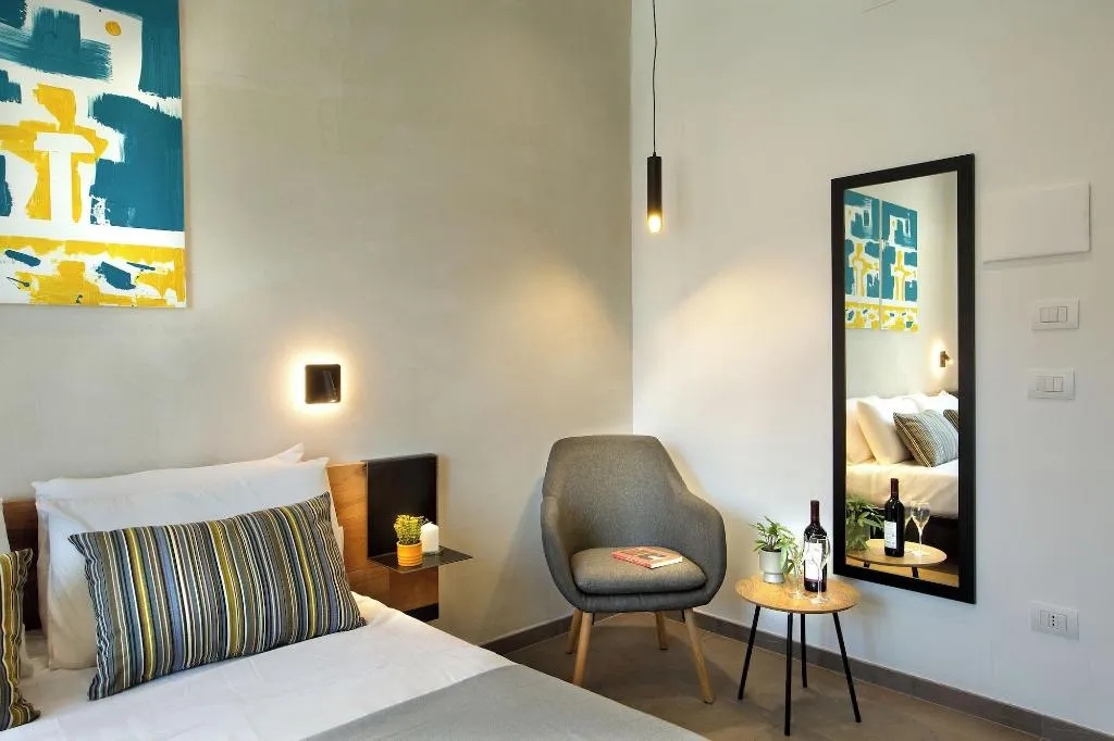 Room, Mare Fuori Rooms, Naples